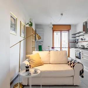Cozy Near The Hospital With 2 Balconies! Appartamento Pisa